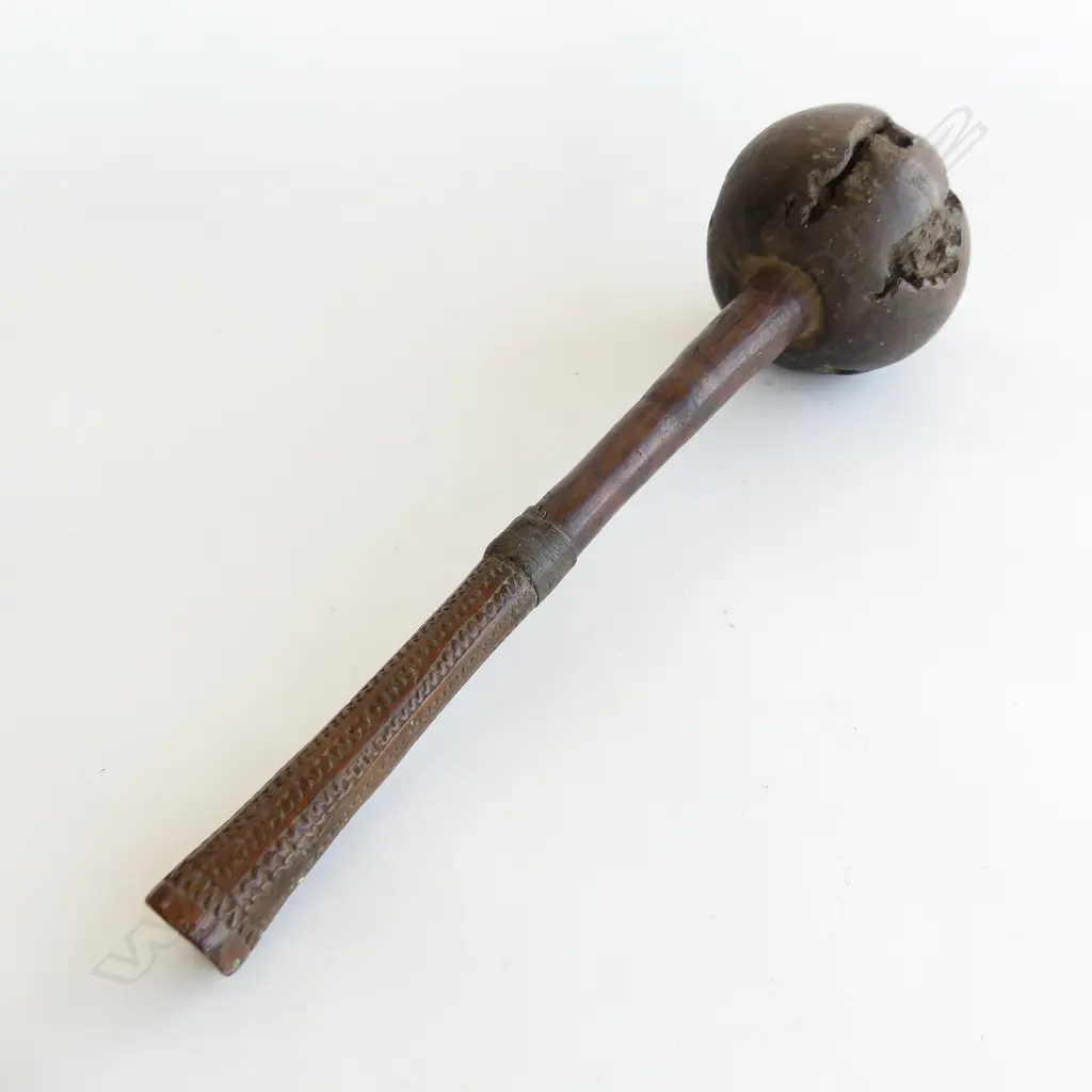 A 19thC Fijian Ula throwing club, Image 1++